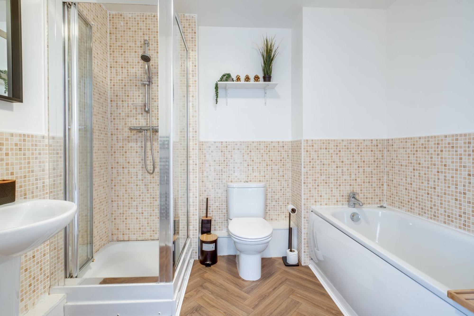 Apartment Eastern - Centre, Free Parking And Balcony *
