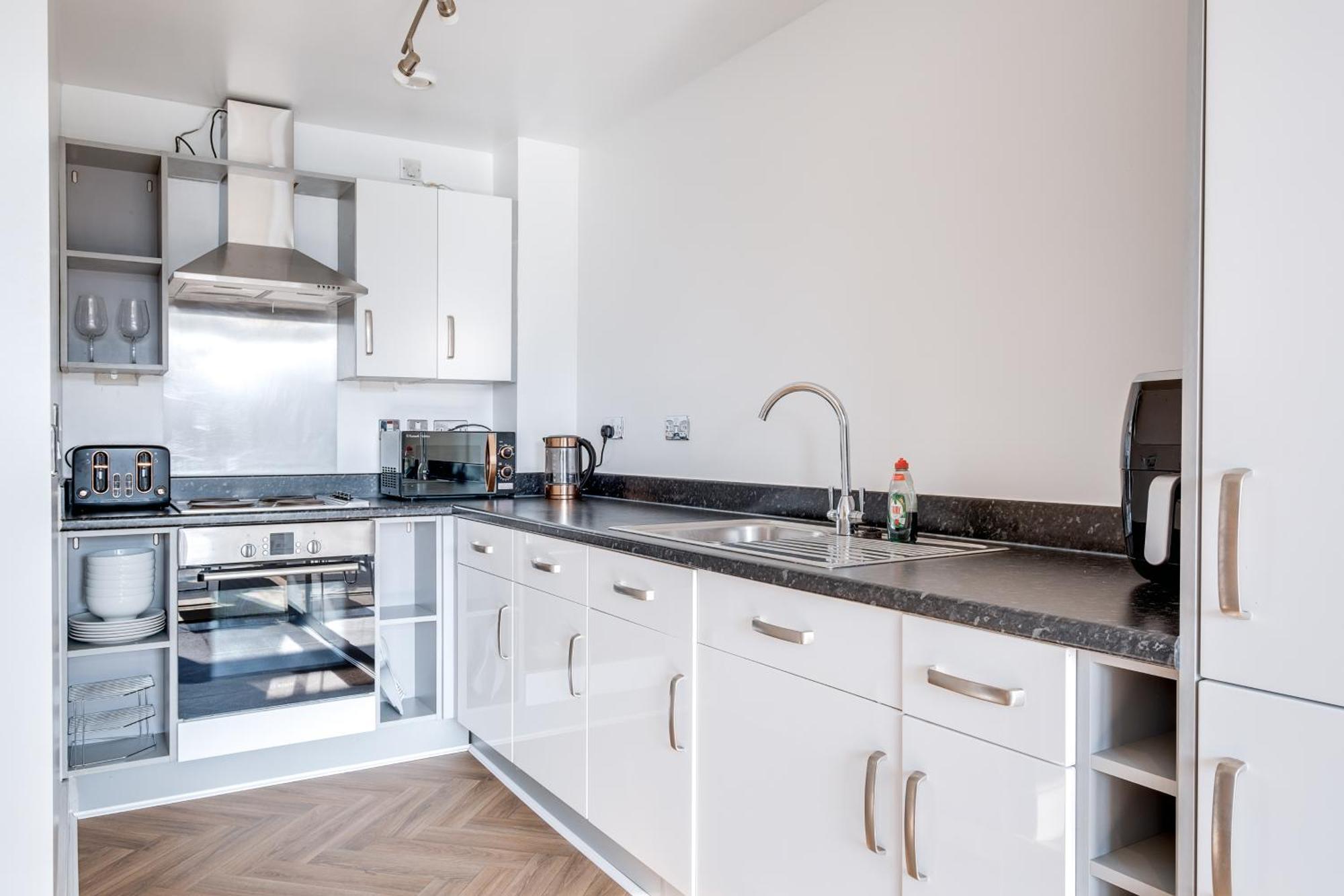 Eastern - Centre, Free Parking And Balcony * Birmingham